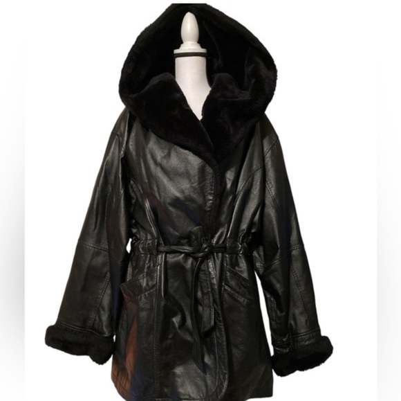 Vintage 💯% Leather Jacket - Picture 5 of 16